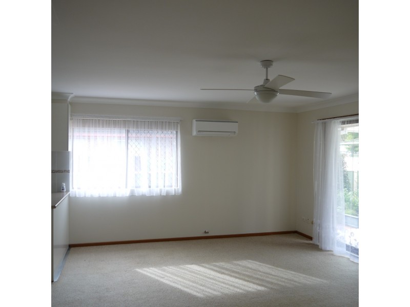 10/2 Rest Point Parade, Tuncurry NSW 2428