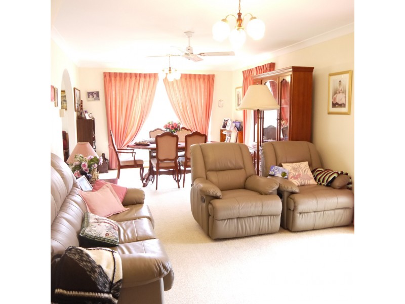 4 The Cove, Forster NSW 2428