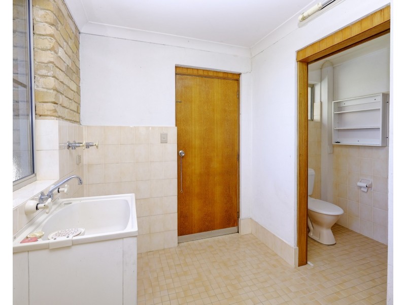 48 High Street, Black Head NSW 2430