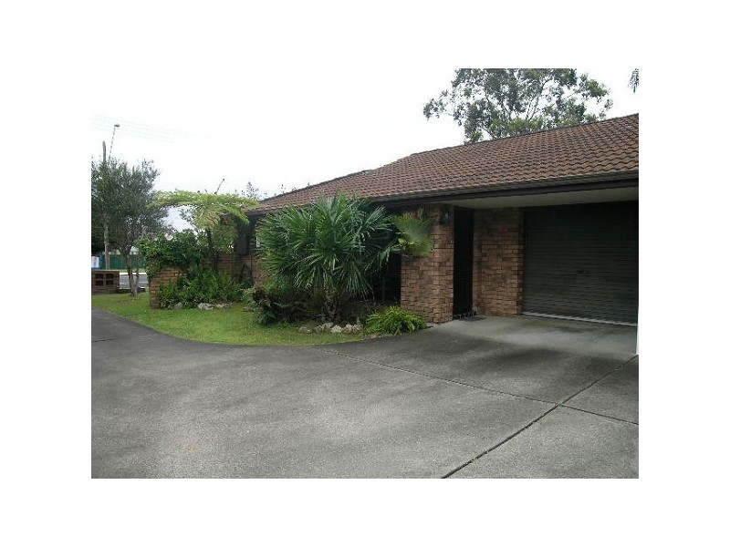 1/108 Macintosh Street, Forster NSW 2428