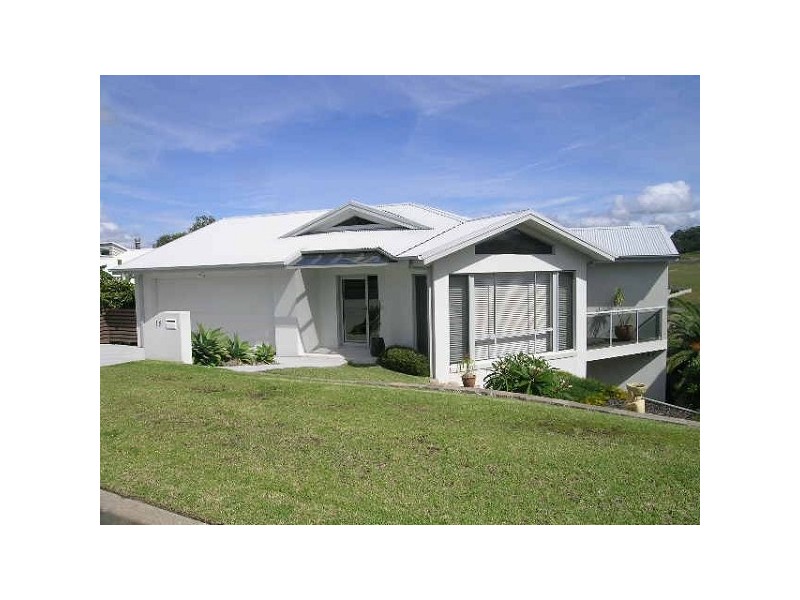 16 Belton Way, Forster NSW 2428