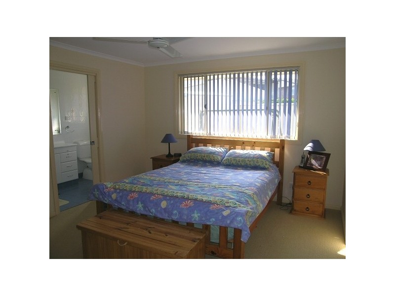 19 Serrata Circuit, Tuncurry NSW 2428