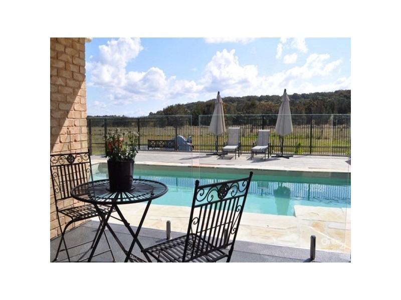 43 Wamara Crescent, Forster NSW 2428