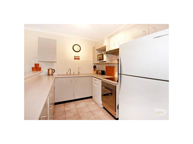 27/758 Bourke Street, Redfern NSW 2016