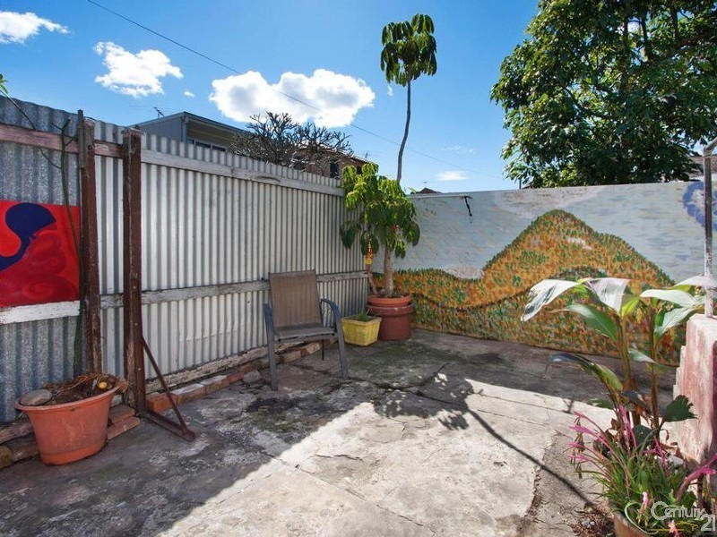 111 MITCHELL ROAD, Alexandria NSW 2015