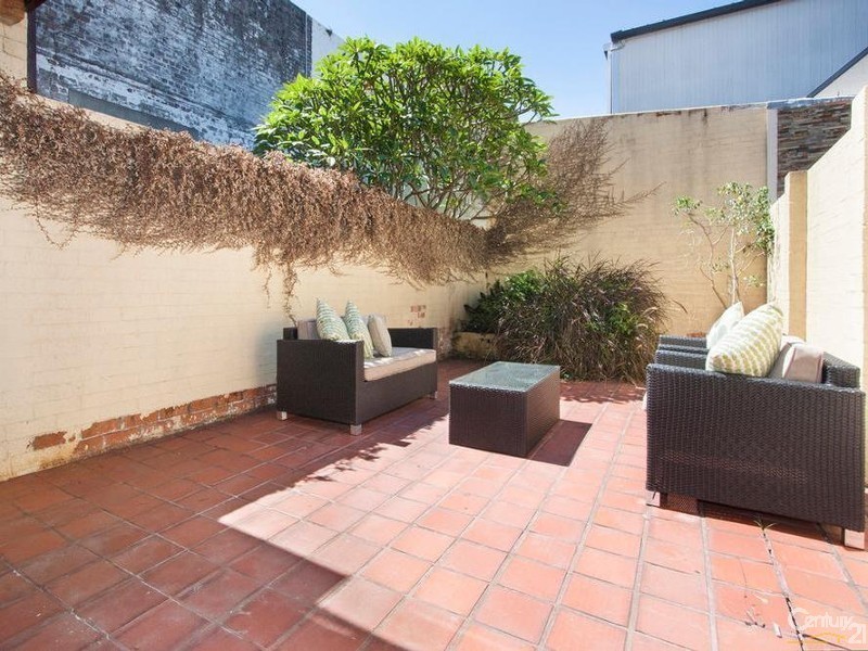 8 Davies Street, Surry Hills NSW 2010