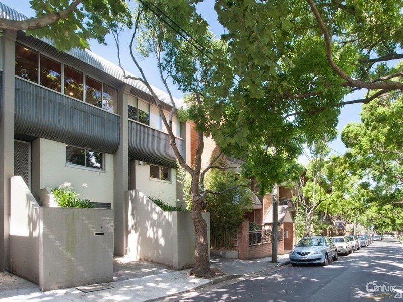 8 Davies Street, Surry Hills NSW 2010