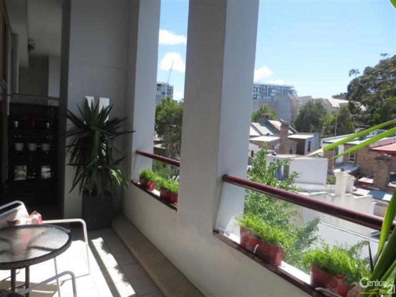 306/105 Campbell Street, Surry Hills NSW 2010