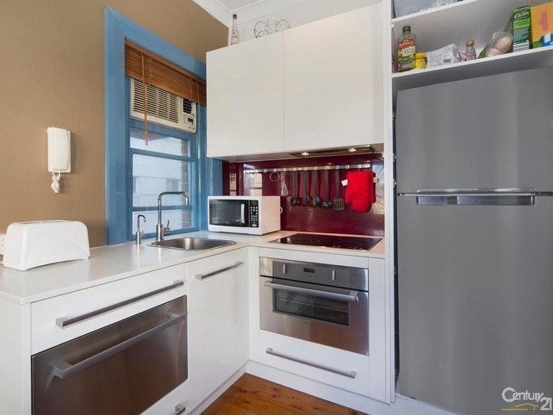 18/230 William Street, Potts Point NSW 2011