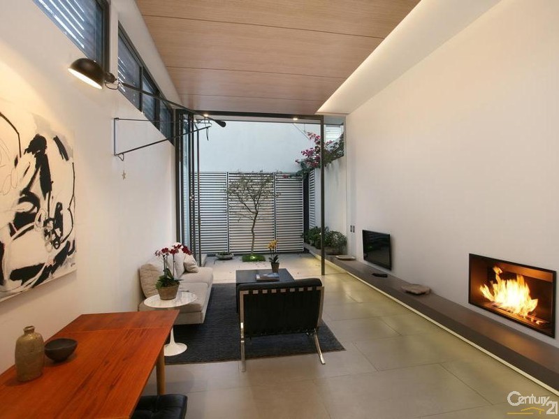 71 Boronia Street, Redfern NSW 2016