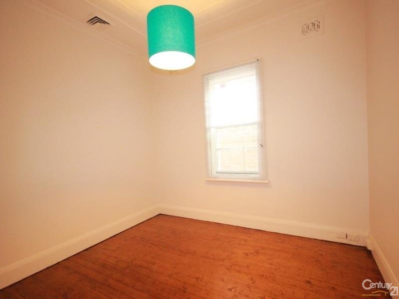 10 Harrington Street, Enmore NSW 2042