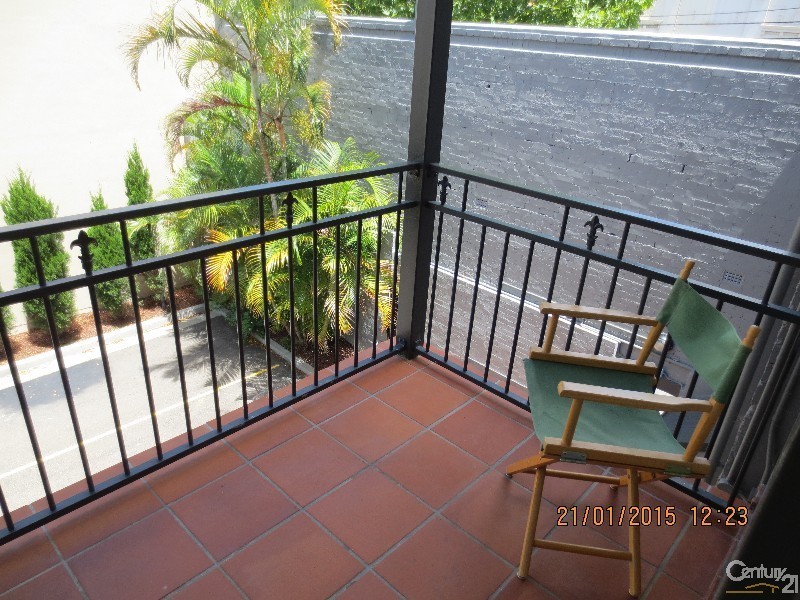 8/646 King Street, Newtown NSW 2042