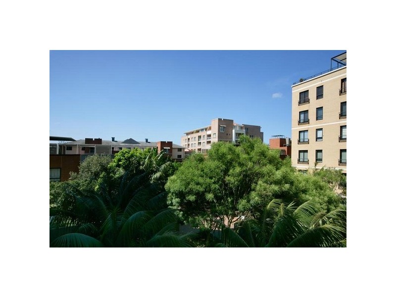 606/6-8 Crescent, Redfern NSW 2016