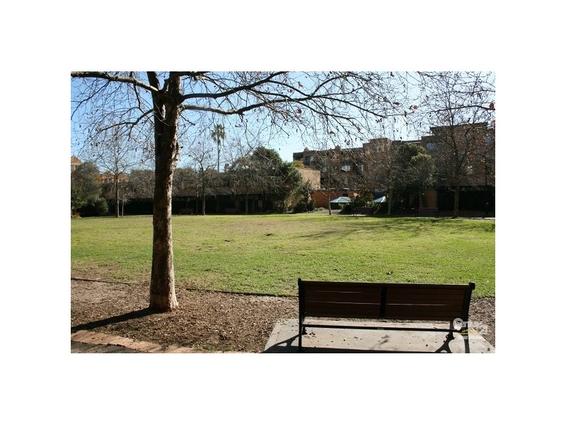 L305/780 Bourke Street, Redfern NSW 2016