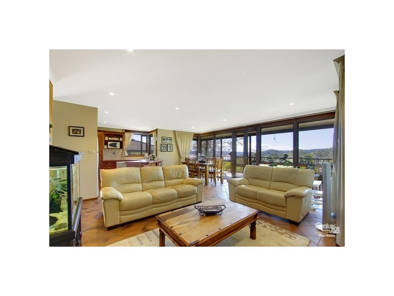 24 Moray Pde, Saratoga NSW 2251