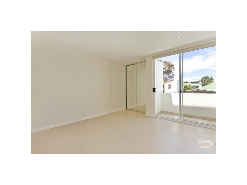 212 Mitchell Road, Alexandria NSW 2015