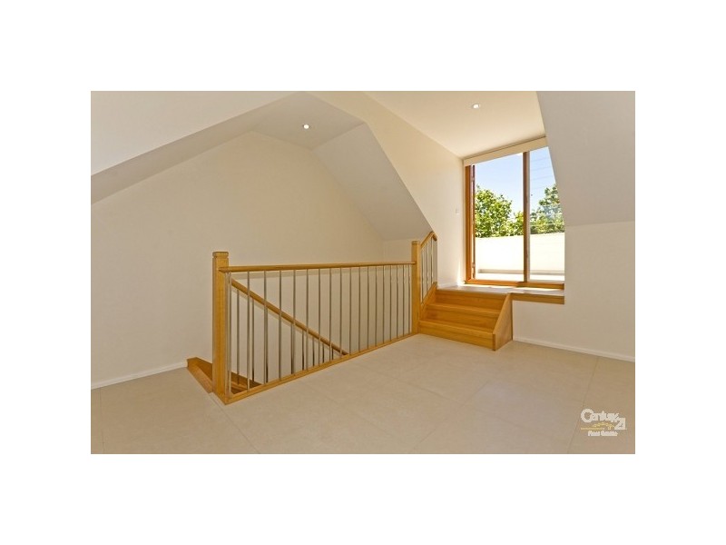 212 Mitchell Road, Alexandria NSW 2015