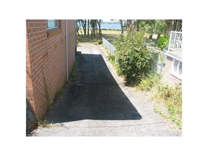 33 Sunrise Avenue, Budgewoi NSW 2262