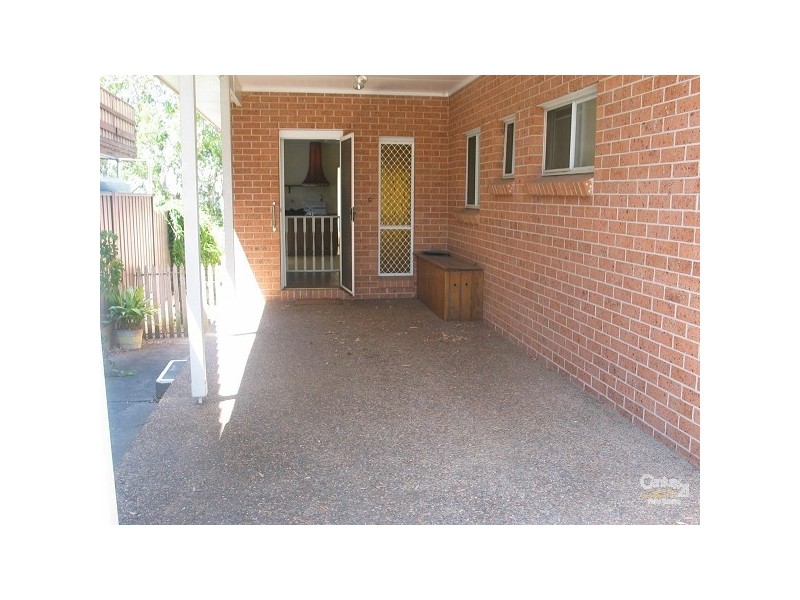 33 Sunrise Avenue, Budgewoi NSW 2262