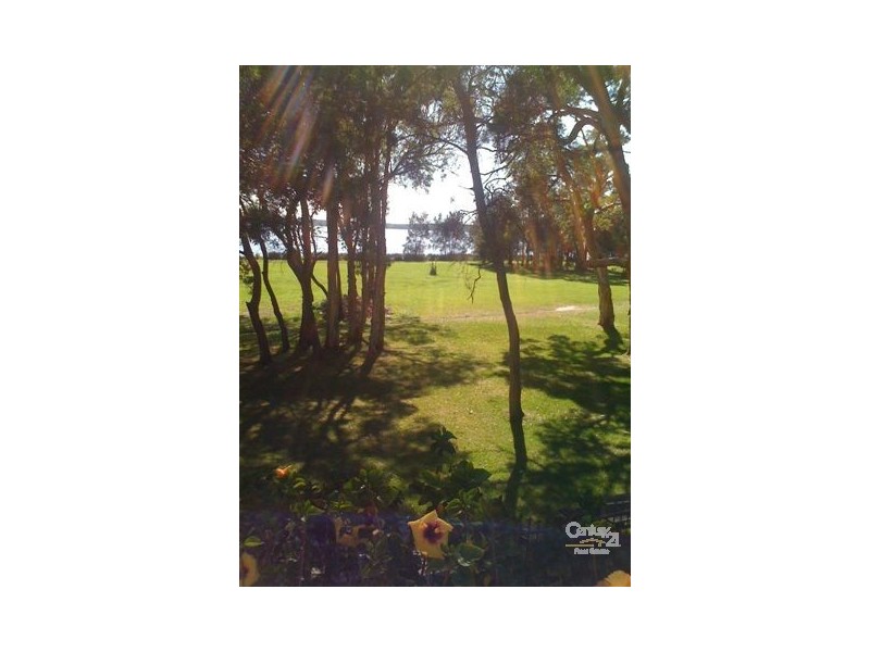 33 Sunrise Avenue, Budgewoi NSW 2262