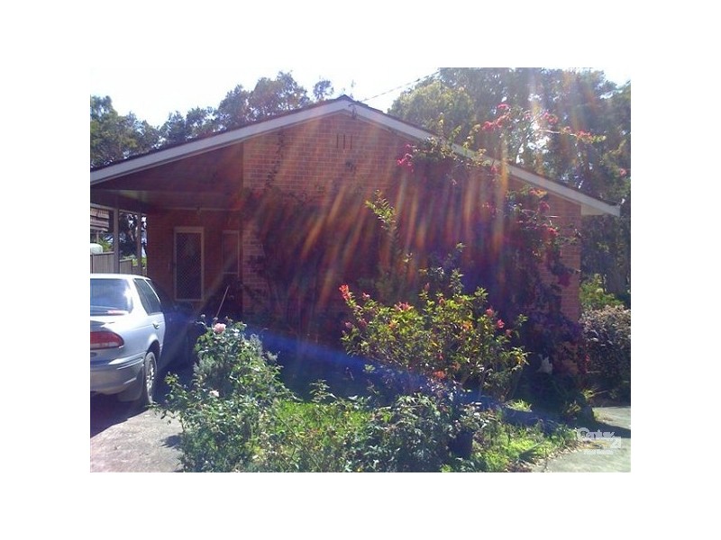 33 Sunrise Avenue, Budgewoi NSW 2262