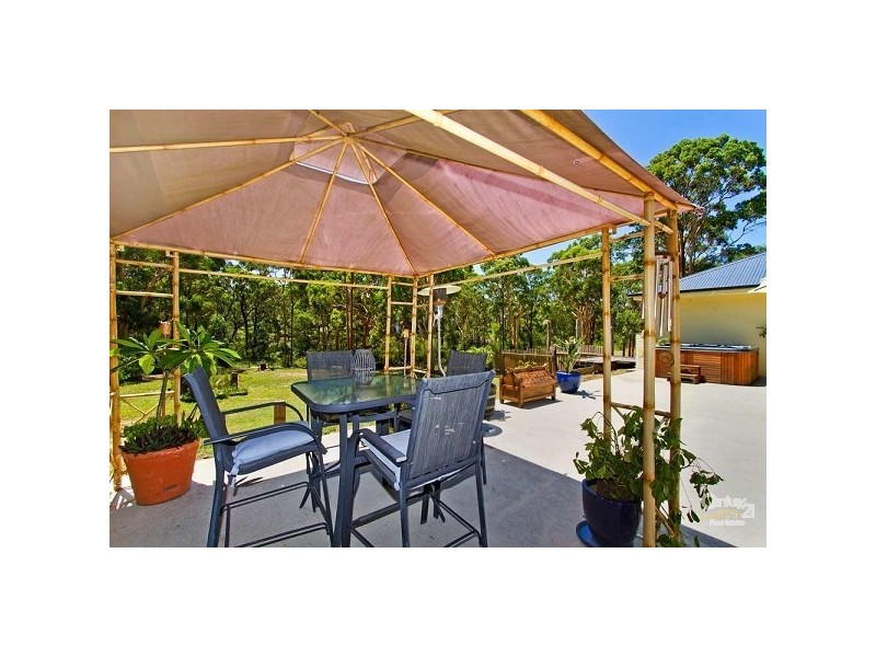 6 Simmons Close, Wyee Point NSW 2259