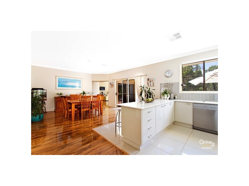 6 Simmons Close, Wyee Point NSW 2259