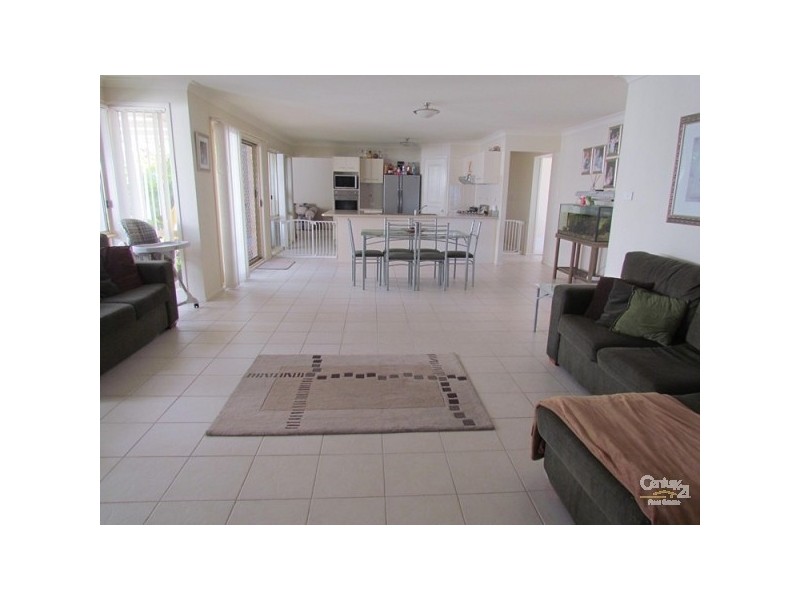 113 Blueridge Drive, Blue Haven NSW 2262