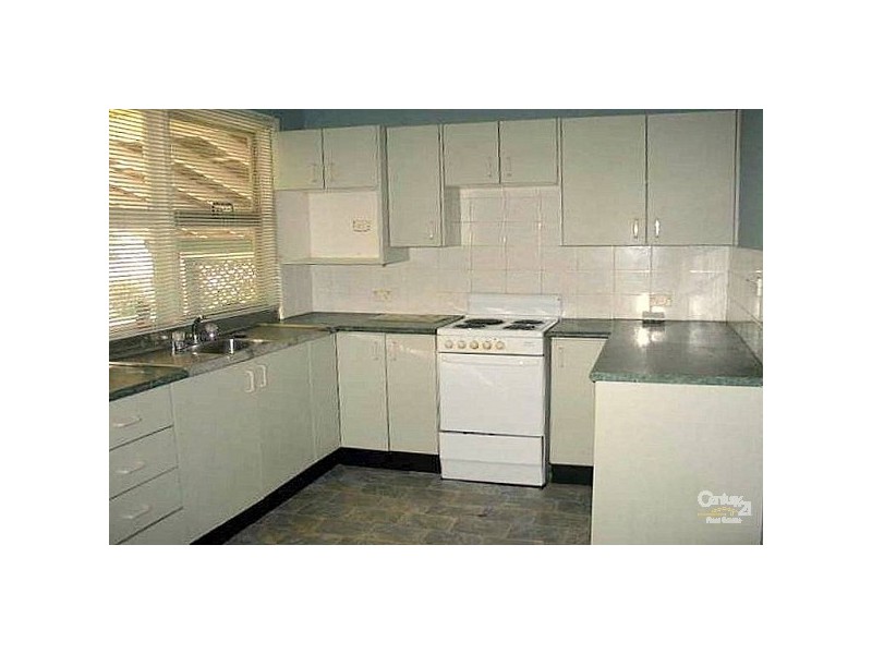 6 Inderan Avenue, Lake Haven NSW 2263