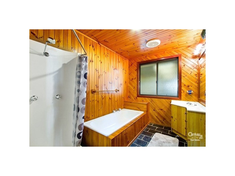 34 Jabbarup Road, Wyee NSW 2259