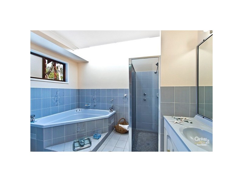 23 Lakeshore Avenue, Chain Valley Bay NSW 2259