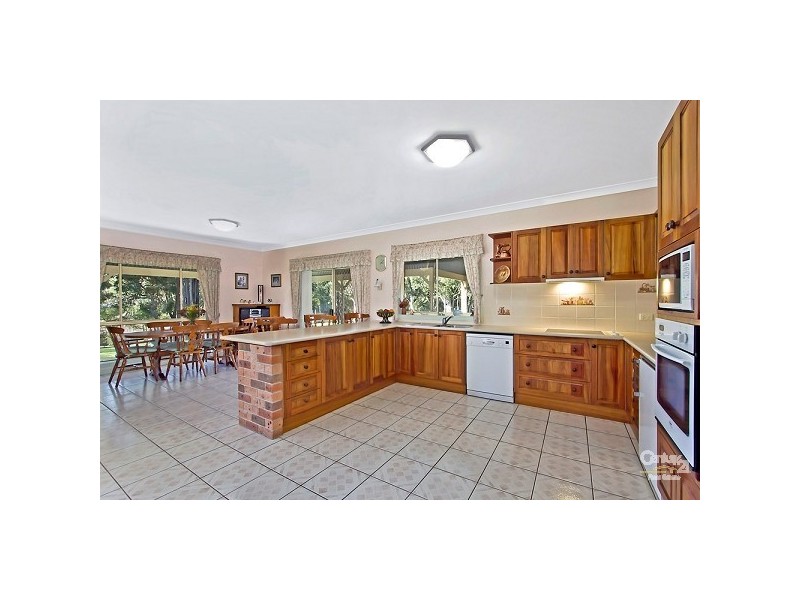 5 Simmons Close, Wyee Point NSW 2259