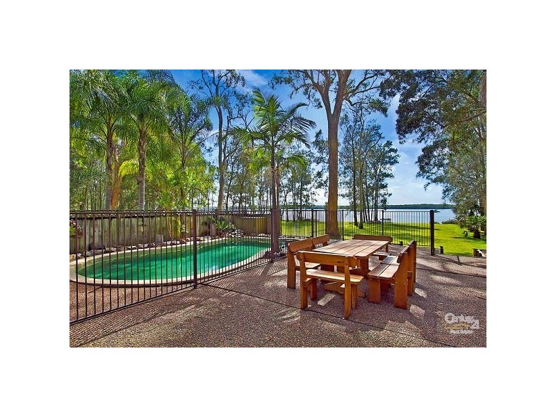 23 Lakeshore Avenue, Chain Valley Bay NSW 2259