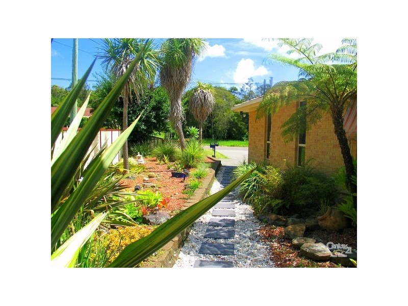 9 Darlingup Road, Wyee NSW 2259