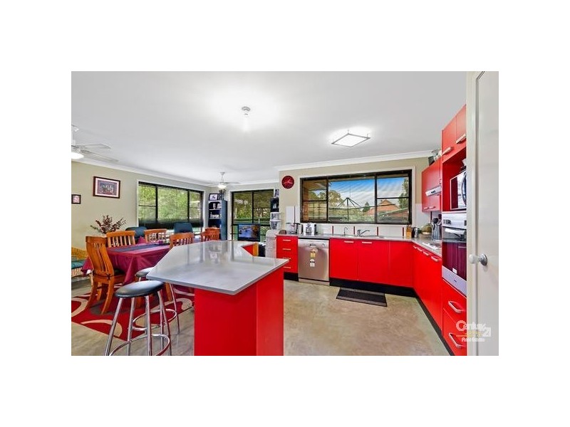 42 Darlingup Road, Wyee NSW 2259
