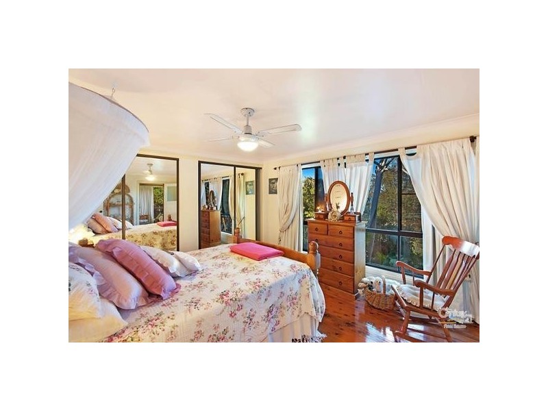 109 Griffith Street, Mannering Park NSW 2259