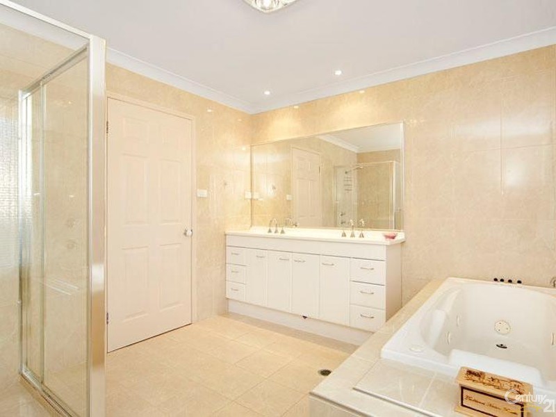 1 Kiewa Close, Wyee Point NSW 2259