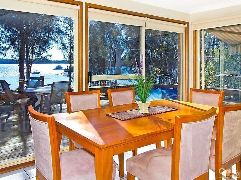 19 Wharf Street, Wyee Point NSW 2259