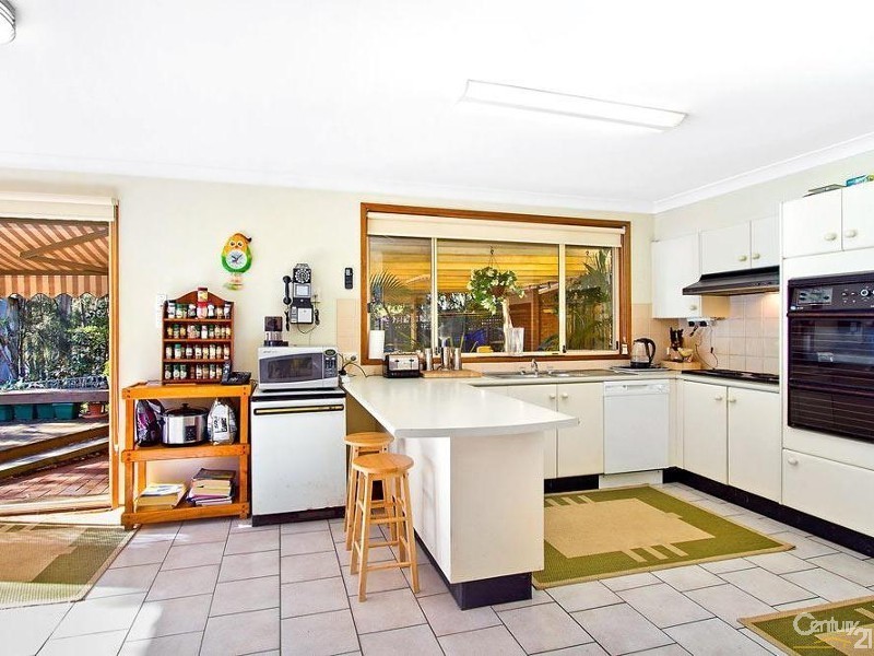 19 Wharf Street, Wyee Point NSW 2259