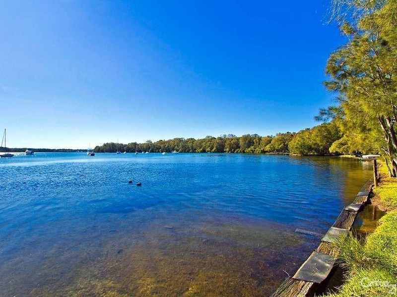 19 Wharf Street, Wyee Point NSW 2259