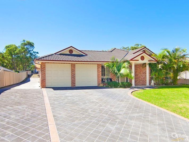 9 Murrawal Road, Wyee NSW 2259