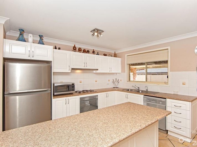 9 Murrawal Road, Wyee NSW 2259