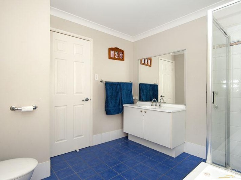 9 Murrawal Road, Wyee NSW 2259