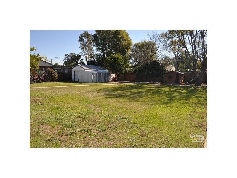 17 Maitland Road, Singleton NSW 2330