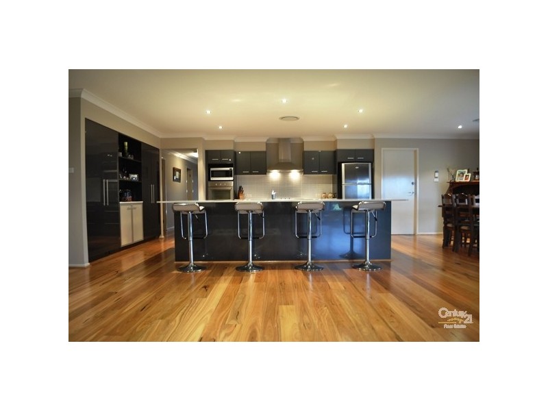 109 Casey Drive, Singleton NSW 2330