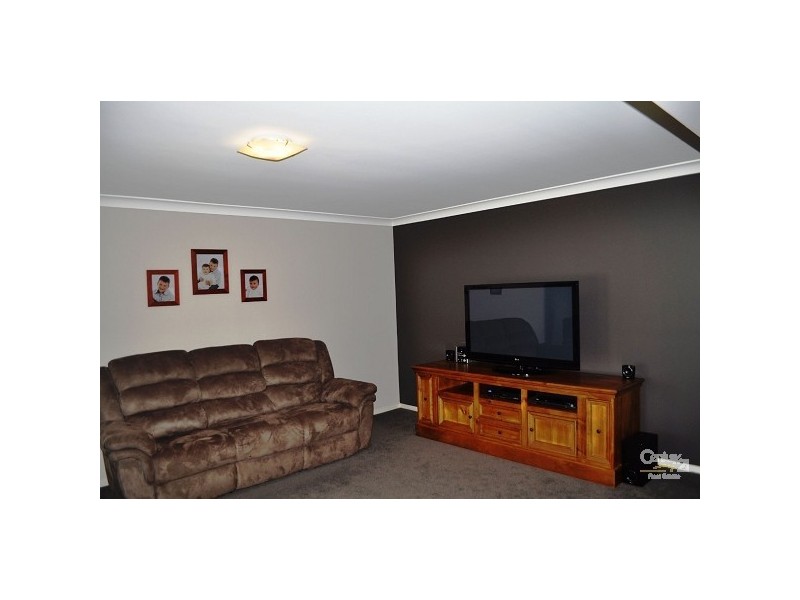 109 Casey Drive, Singleton NSW 2330