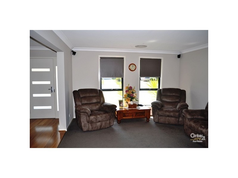 109 Casey Drive, Singleton NSW 2330