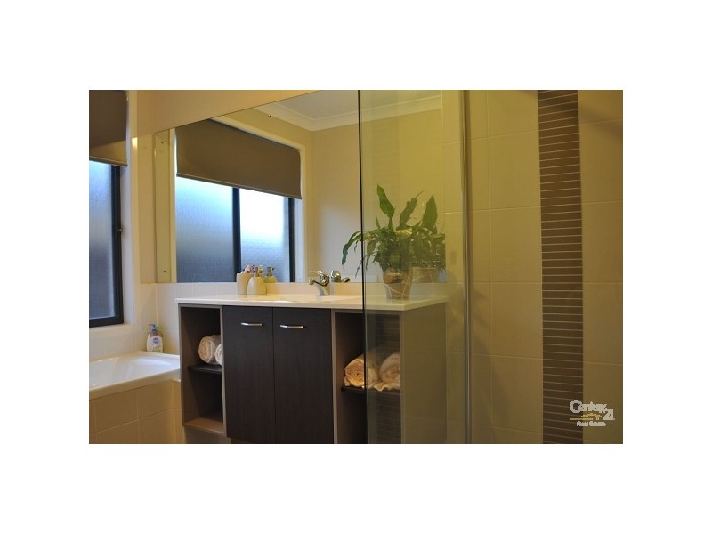 109 Casey Drive, Singleton NSW 2330