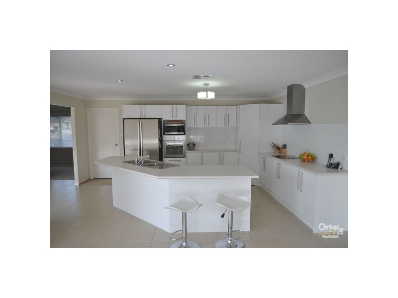 17 Nicholas Conoly Drive, Singleton NSW 2330