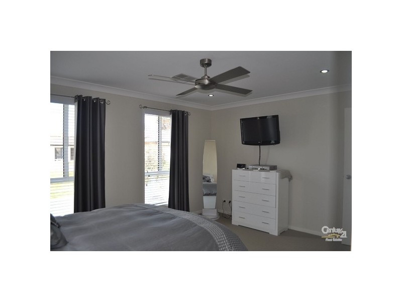 17 Nicholas Conoly Drive, Singleton NSW 2330